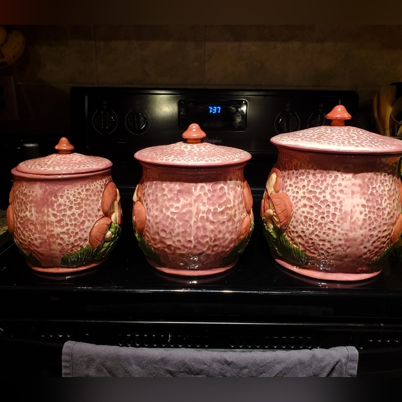 Vintage pink ceramic mushroom canisters jars - Picture 2 of 14